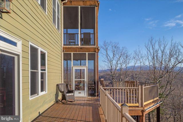1406 PANHANDLE RD, Bentonville, VA 22610