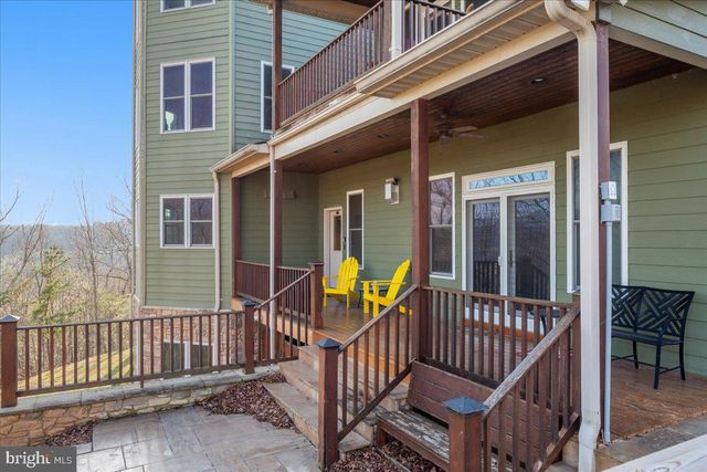1406 PANHANDLE RD, Bentonville, VA 22610