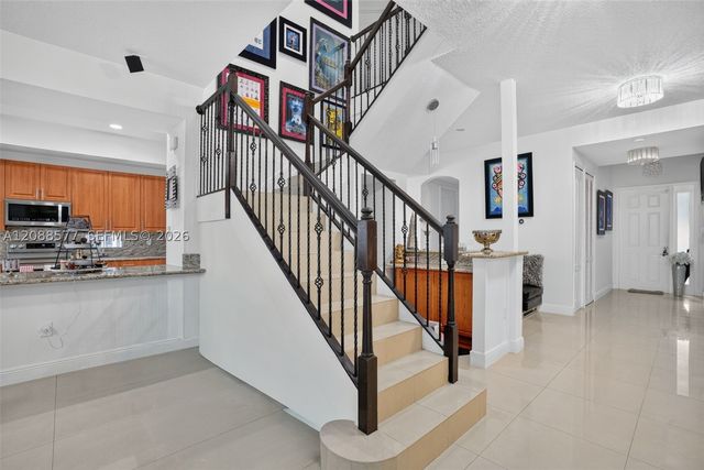 241 NE 33rd Ter, Homestead, FL 33033