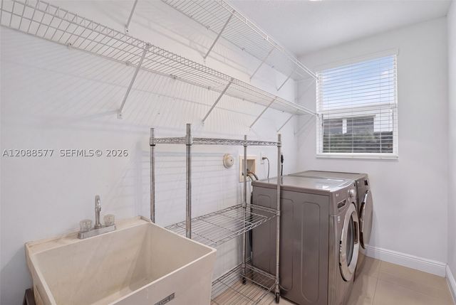 241 NE 33rd Ter, Homestead, FL 33033