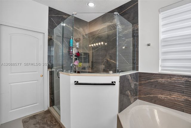 241 NE 33rd Ter, Homestead, FL 33033