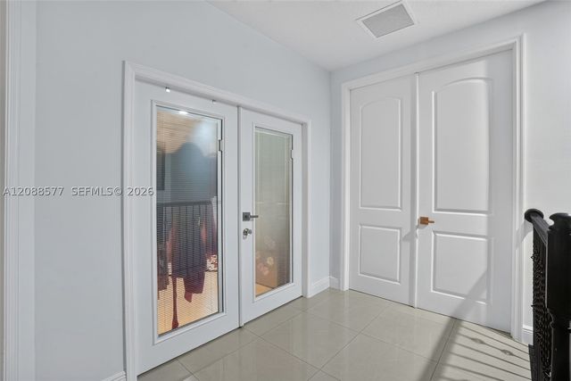 241 NE 33rd Ter, Homestead, FL 33033