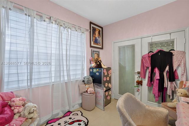 241 NE 33rd Ter, Homestead, FL 33033