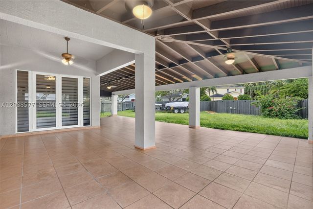 241 NE 33rd Ter, Homestead, FL 33033