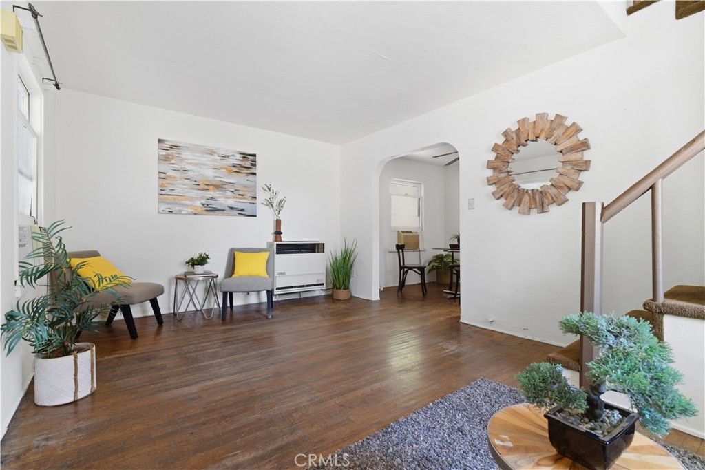 Image 10 of property listing at 2004 Echo Park Avenue, Los Angeles, CA 90026