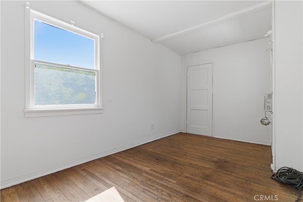 Image 22 of property listing at 2004 Echo Park Avenue, Los Angeles, CA 90026