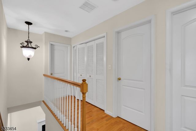 320 Ridge Blvd, Franklin Twp., NJ 08540