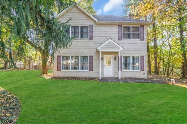 320 Ridge Blvd, Franklin Twp., NJ 08540