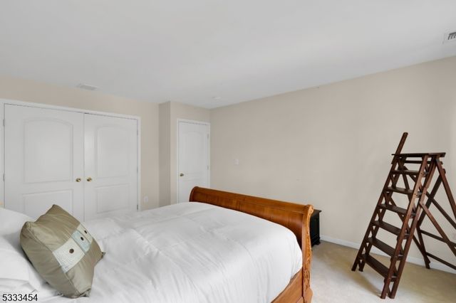 320 Ridge Blvd, Franklin Twp., NJ 08540