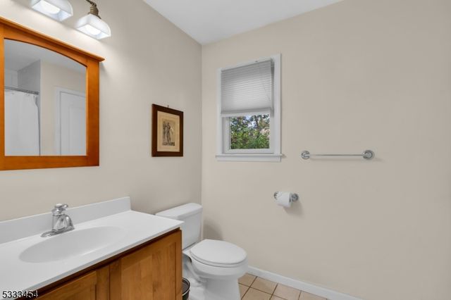 320 Ridge Blvd, Franklin Twp., NJ 08540