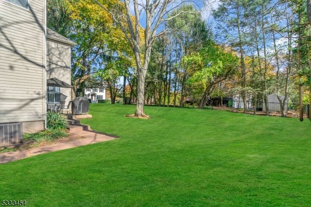 320 Ridge Blvd, Franklin Twp., NJ 08540