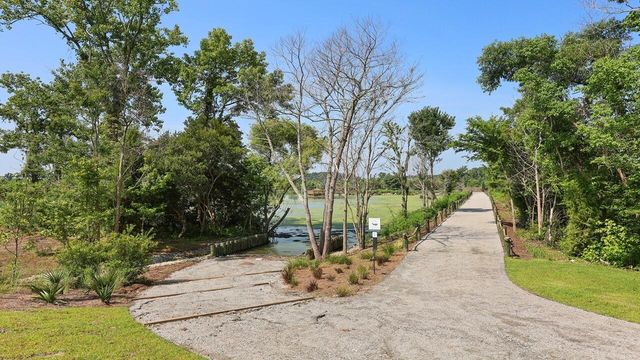 512 Tulip Poplar Drive, Moncks Corner, SC 29461