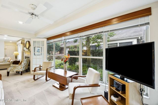 4512 MIDDLETON PARK Circle W, Jacksonville, FL 32224