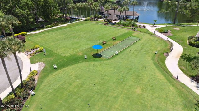 4512 MIDDLETON PARK Circle W, Jacksonville, FL 32224