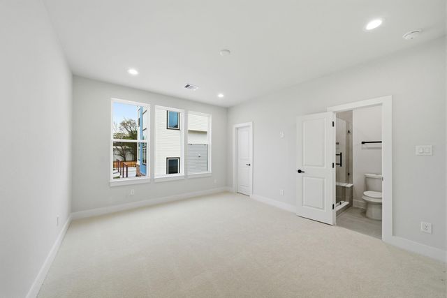 328 Janisch C, Houston, TX 77018