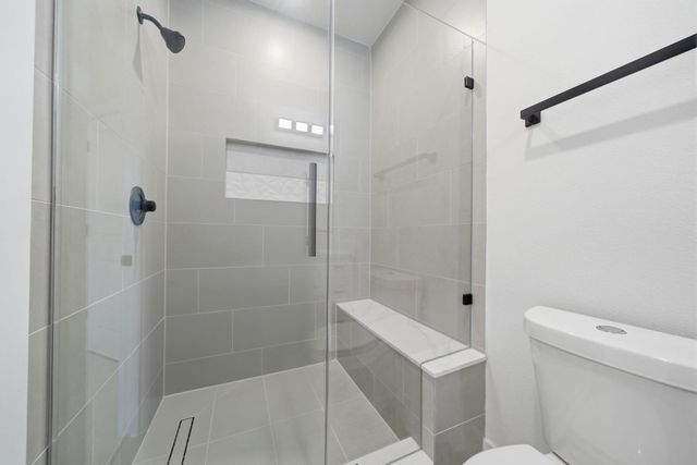 328 Janisch C, Houston, TX 77018