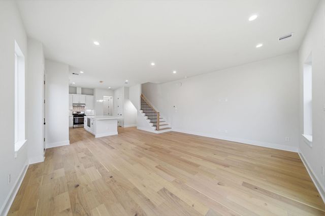 328 Janisch C, Houston, TX 77018