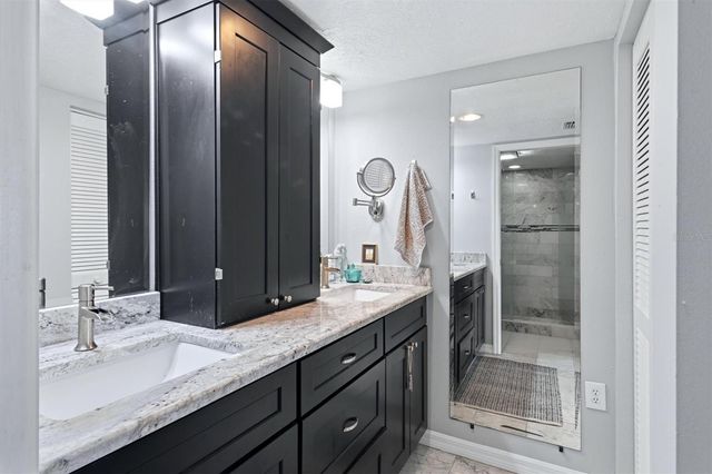 1103 EDGEWATER CIRCLE 1103, Bradenton, FL 34209