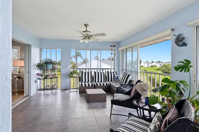 1103 EDGEWATER CIRCLE 1103, Bradenton, FL 34209