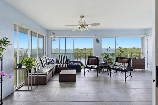 1103 EDGEWATER CIRCLE 1103, Bradenton, FL 34209
