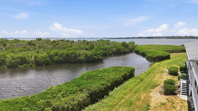 1103 EDGEWATER CIRCLE 1103, Bradenton, FL 34209