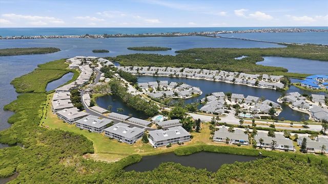 1103 EDGEWATER CIRCLE 1103, Bradenton, FL 34209