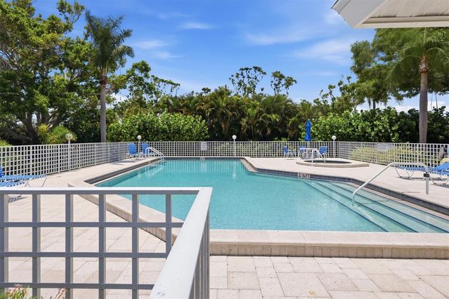 1103 EDGEWATER CIRCLE 1103, Bradenton, FL 34209