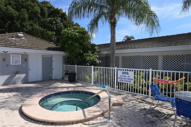 1103 EDGEWATER CIRCLE 1103, Bradenton, FL 34209