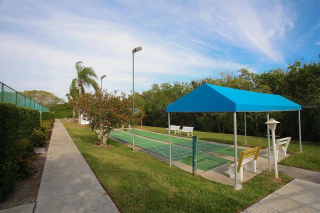 1103 EDGEWATER CIRCLE 1103, Bradenton, FL 34209
