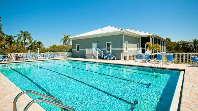 1103 EDGEWATER CIRCLE 1103, Bradenton, FL 34209
