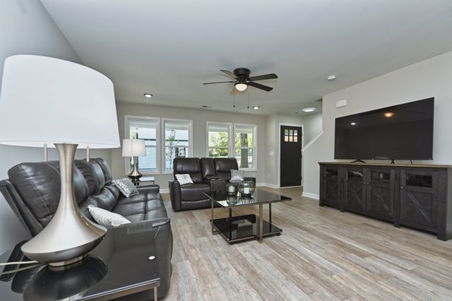 146 N Trigg Ave Unit 120, Gallatin, TN 37066