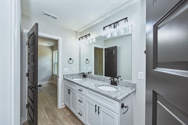 146 N Trigg Ave Unit 120, Gallatin, TN 37066