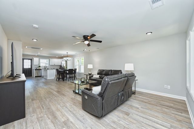 146 N Trigg Ave Unit 120, Gallatin, TN 37066