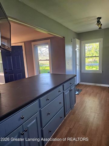2348 Ives Road, Leslie, MI 49251