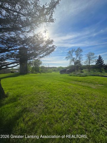 2348 Ives Road, Leslie, MI 49251