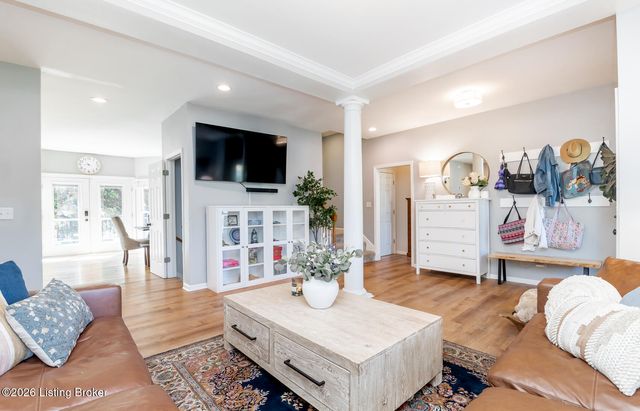 4016 Sheehan Dr, Buckner, KY 40010