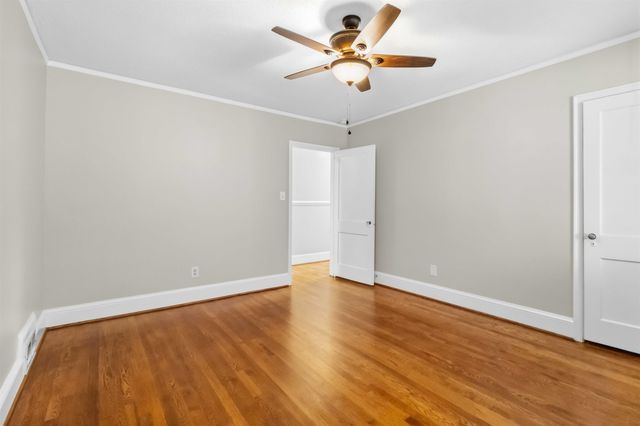 118 Briarwood Road, Spartanburg, SC 29301