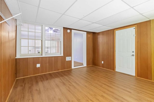 118 Briarwood Road, Spartanburg, SC 29301