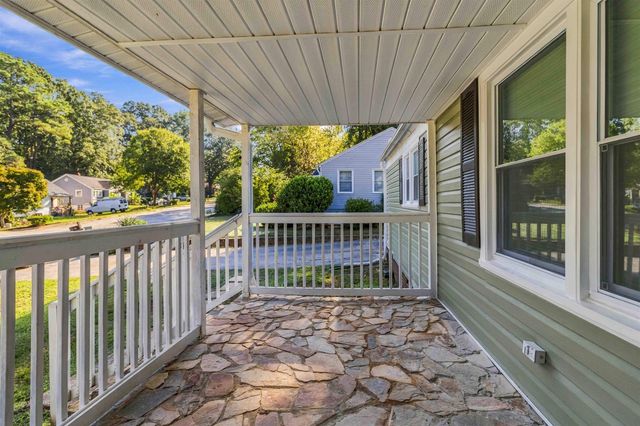118 Briarwood Road, Spartanburg, SC 29301