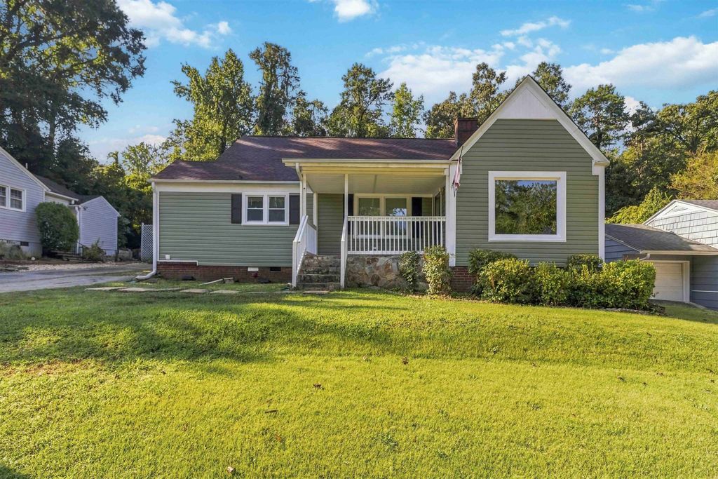 118 Briarwood Road, Spartanburg, SC 29301
