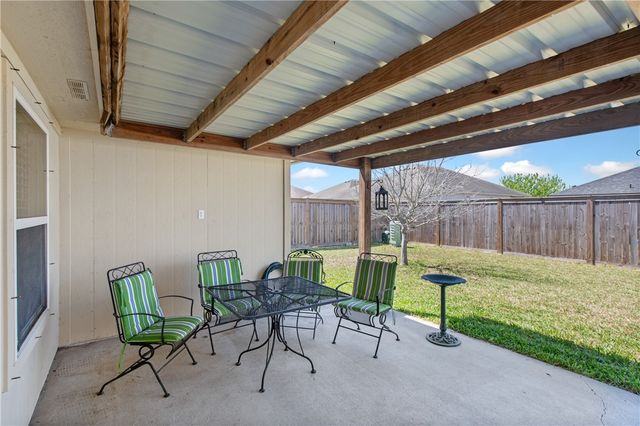 1725 Gallop Trail, Corpus Christi, TX 78410