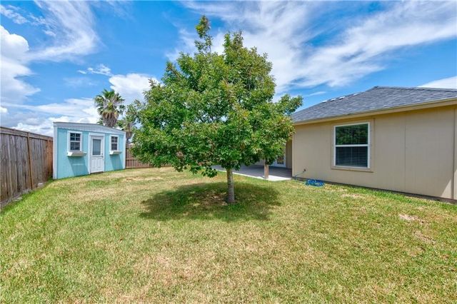 1725 Gallop Trail, Corpus Christi, TX 78410