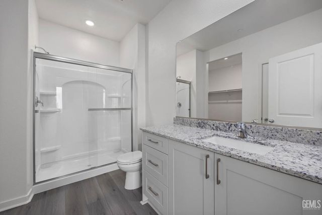 7606 Rambutan Place, Bakersfield, CA 93313