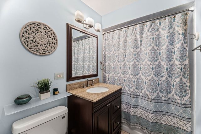 931 N Fernandez Avenue, Arlington Heights, IL 60004