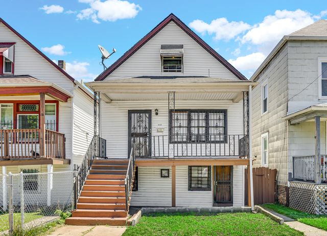 8533 S MANISTEE Avenue, Chicago, IL 60617