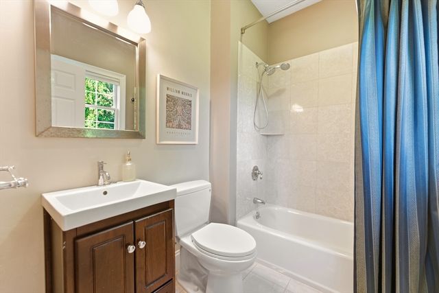 64 Cudworth Ln, Sudbury, MA 01776