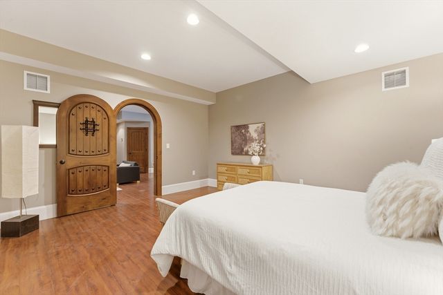 64 Cudworth Ln, Sudbury, MA 01776