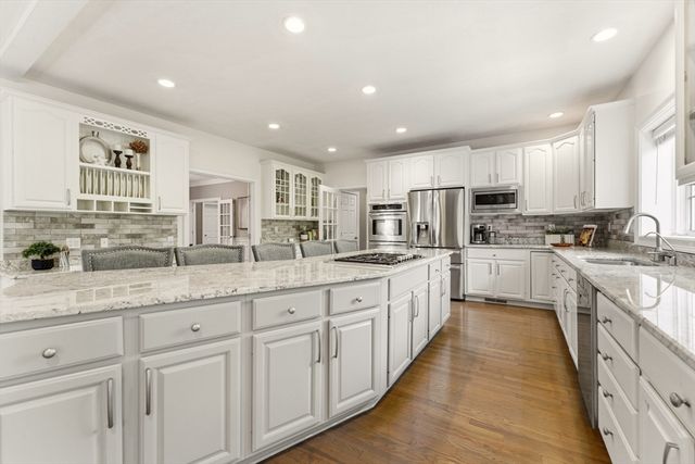 64 Cudworth Ln, Sudbury, MA 01776