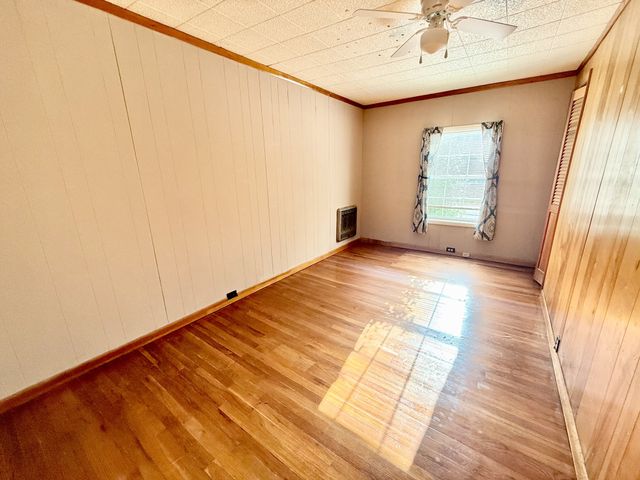 207 Powell St, Decherd, TN 37324