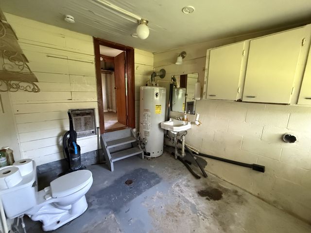 207 Powell St, Decherd, TN 37324